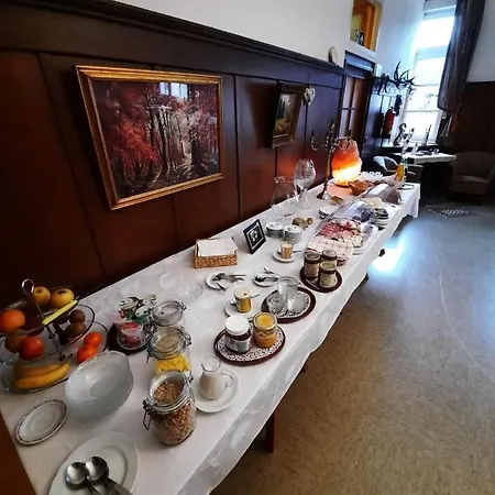 - Zum Pfälzerwald Gasthof *