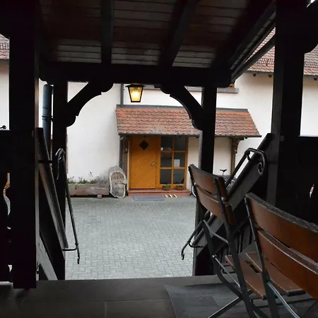 - Zum Pfälzerwald Gasthof