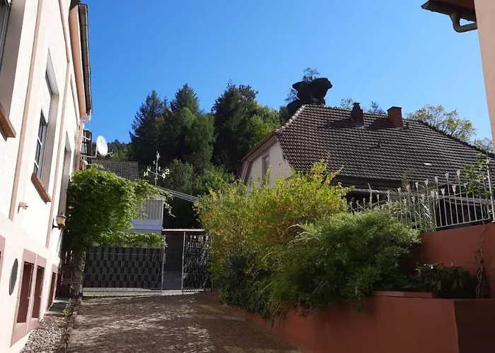 Gasthuis - Gaestehaus Zum Pfaelzerwald 3*