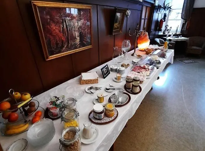 - Gaestehaus Zum Pfaelzerwald بيت ضيافة 3*