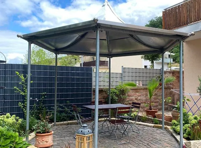 بيت ضيافة - Gaestehaus Zum Pfaelzerwald