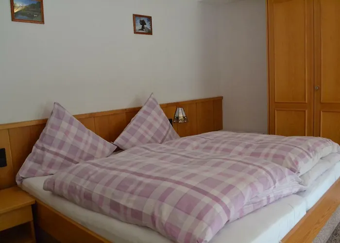 بيت ضيافة - Gaestehaus Zum Pfaelzerwald