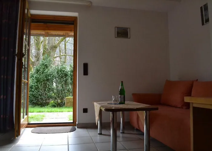 - Gaestehaus Zum Pfaelzerwald Gasthuis Hinterweidenthal