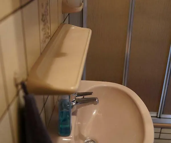 - Gaestehaus Zum Pfaelzerwald بيت ضيافة Hinterweidenthal