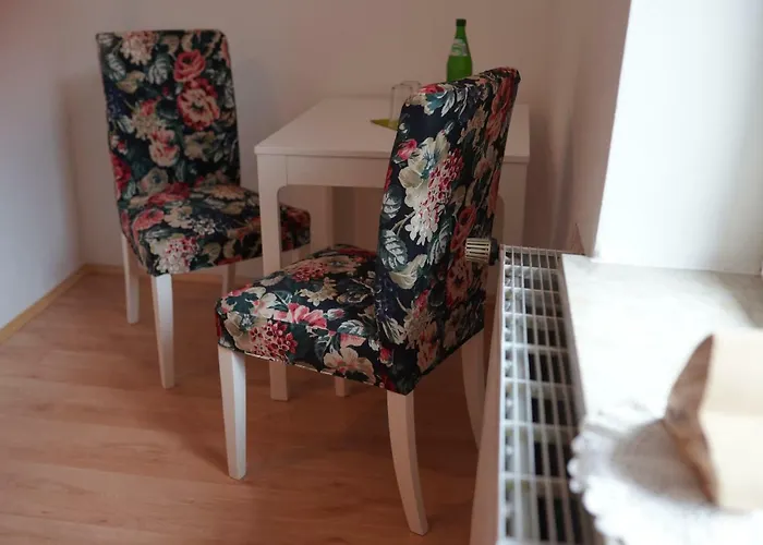 - Gaestehaus Zum Pfaelzerwald 3*